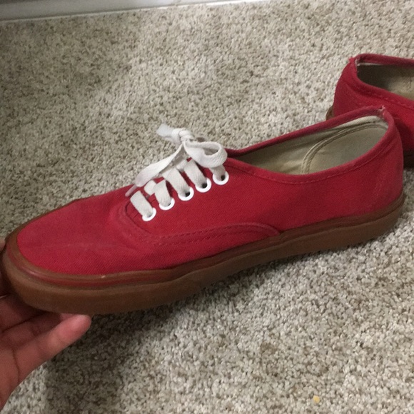 Vans - Picture 2 of 4